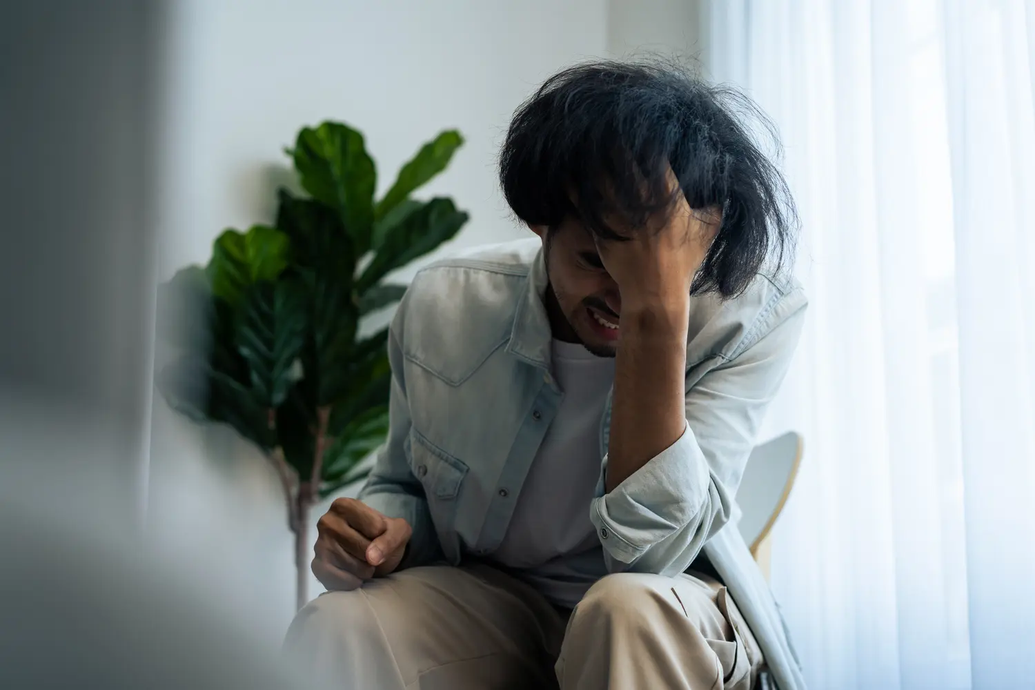 認識憂鬱症:憂鬱症是什麼?症狀、原因、自救方式一次了解 1 Read more about the article 認識憂鬱症:憂鬱症是什麼?症狀、原因、自救方式一次了解